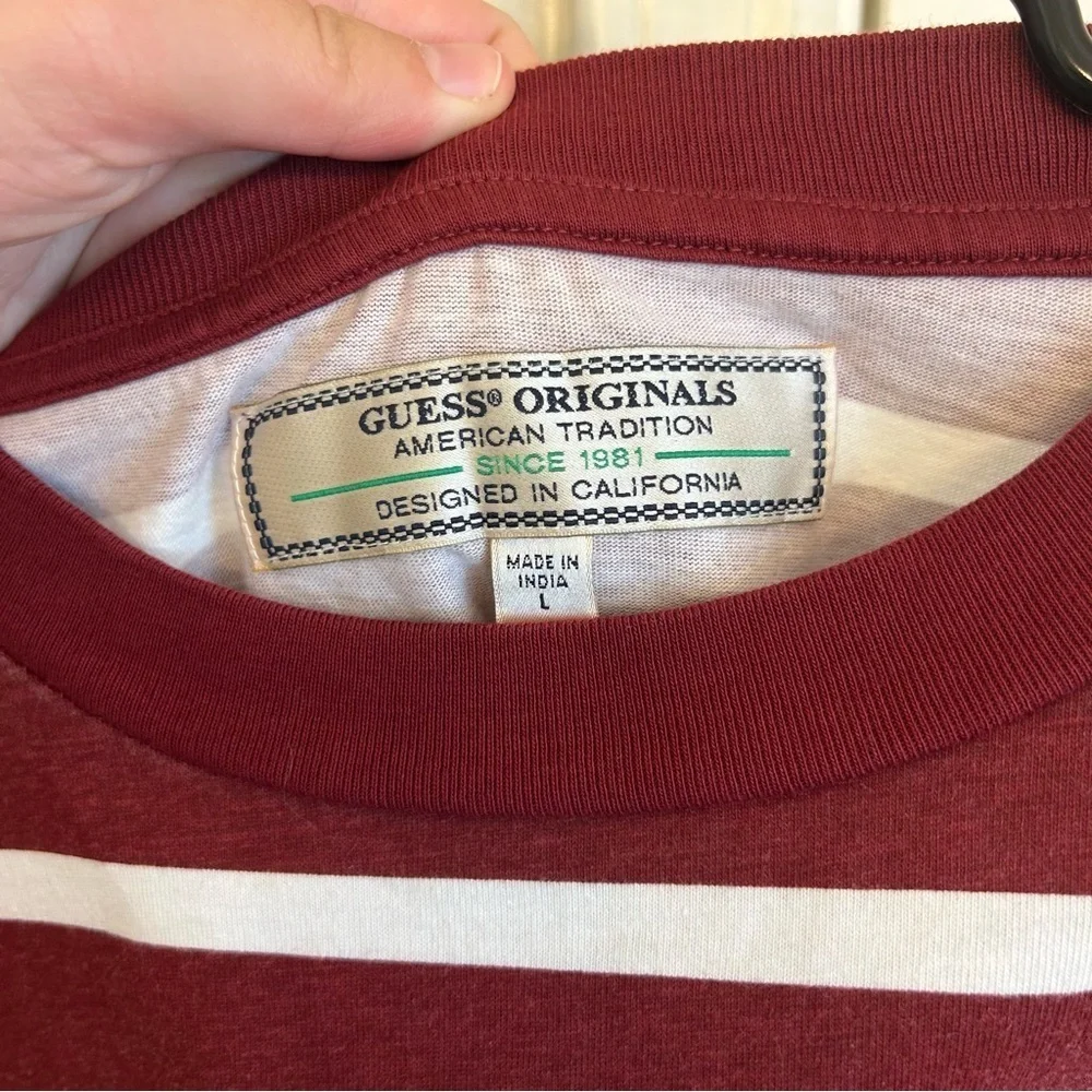 GUESS Doheny Stripe Crew T Shirt Size Large Tibetan Red Logo Tee Men’s - Picture 3 of 6